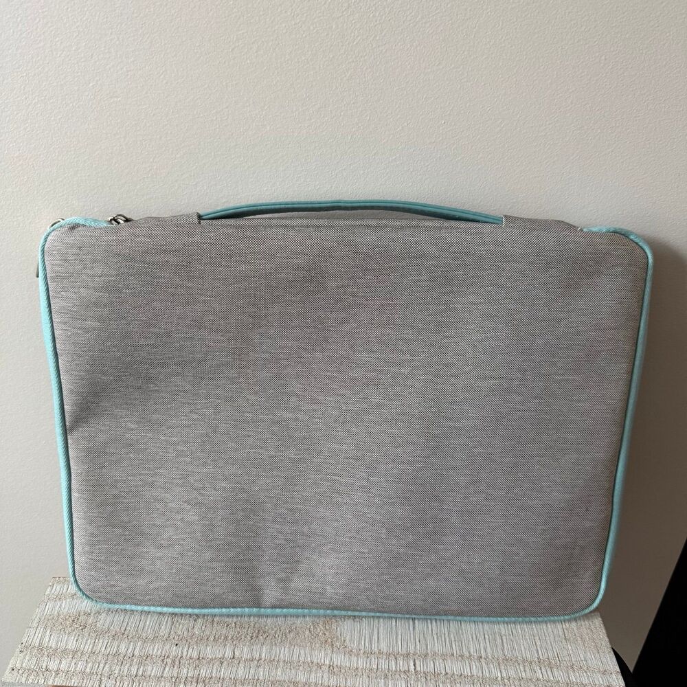 Computer Case - Picture 1 of 6